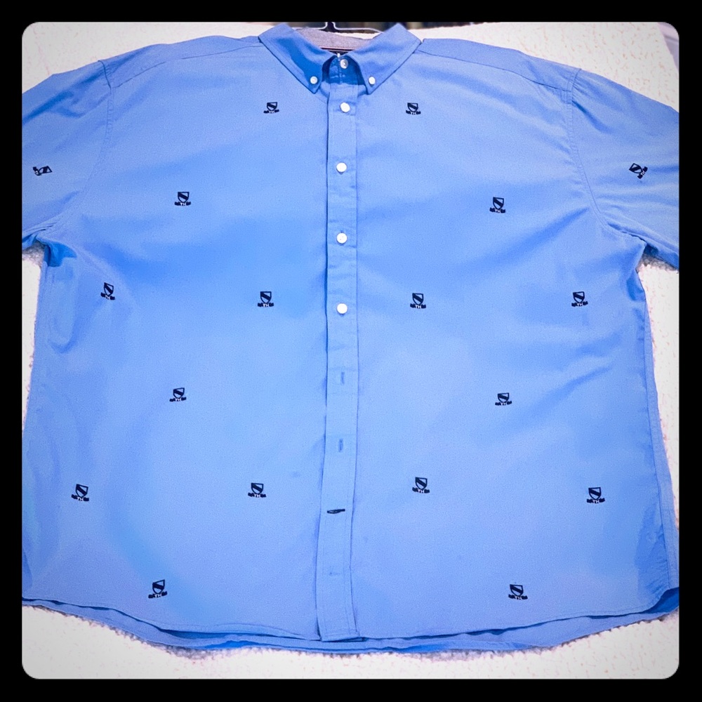 FLASH  SALE!!!!! Tommy Hilfiger Embroidered